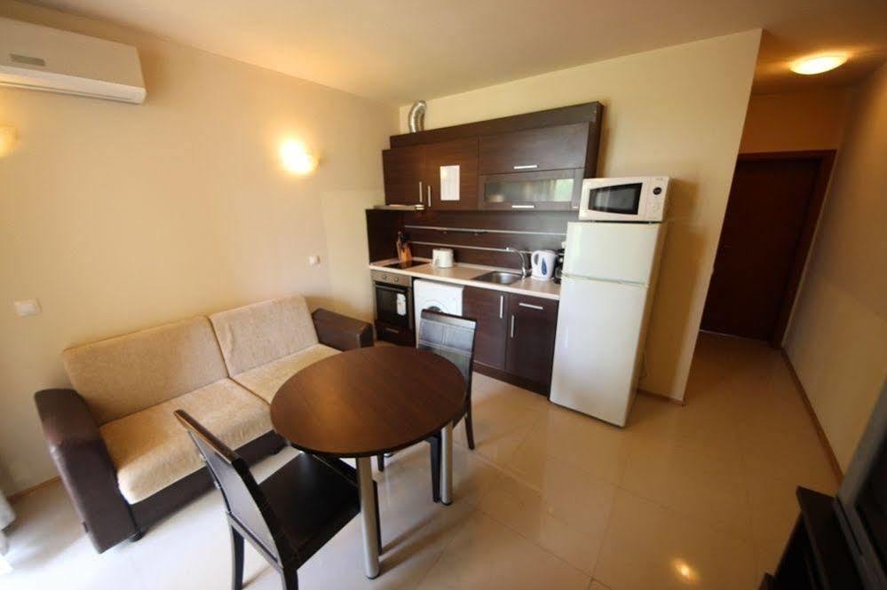Menada Green Hills Apartments Sozopol Exterior photo