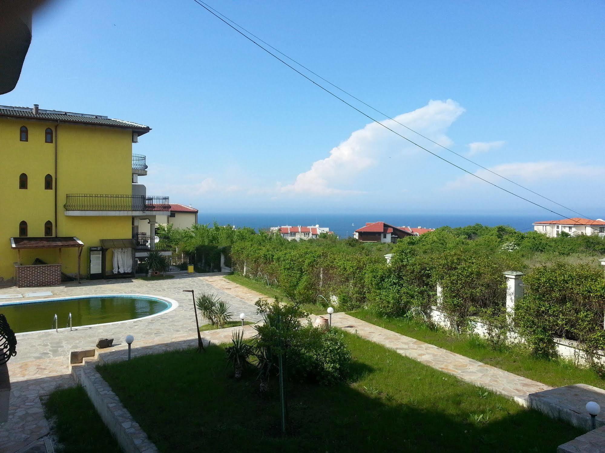Menada Green Hills Apartments Sozopol Exterior photo