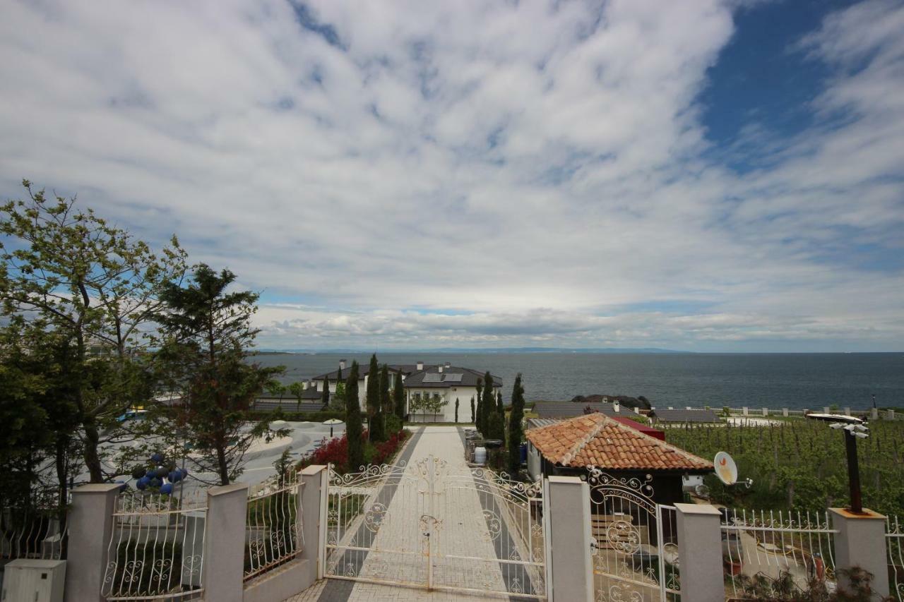 Menada Green Hills Apartments Sozopol Exterior photo